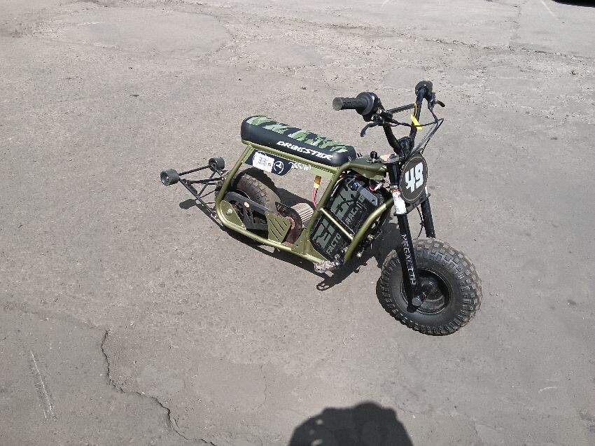  ELECTRIC MOTORCYCLE DRAGSTER
