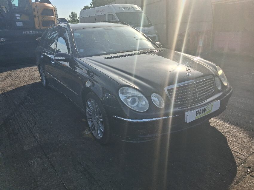 2005 MERCEDES E-CLASS