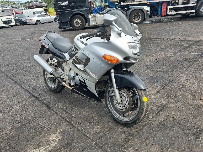 1997 KAWASAKI ZX 600-E6 ZX 600-E6 599cc