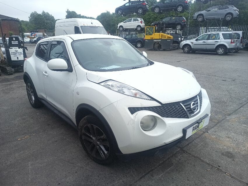 2012 NISSAN JUKE TEKNA 1,598cc