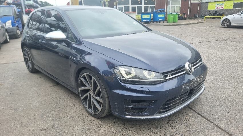 2014 VOLKSWAGEN GOLF R DSG 1,984cc