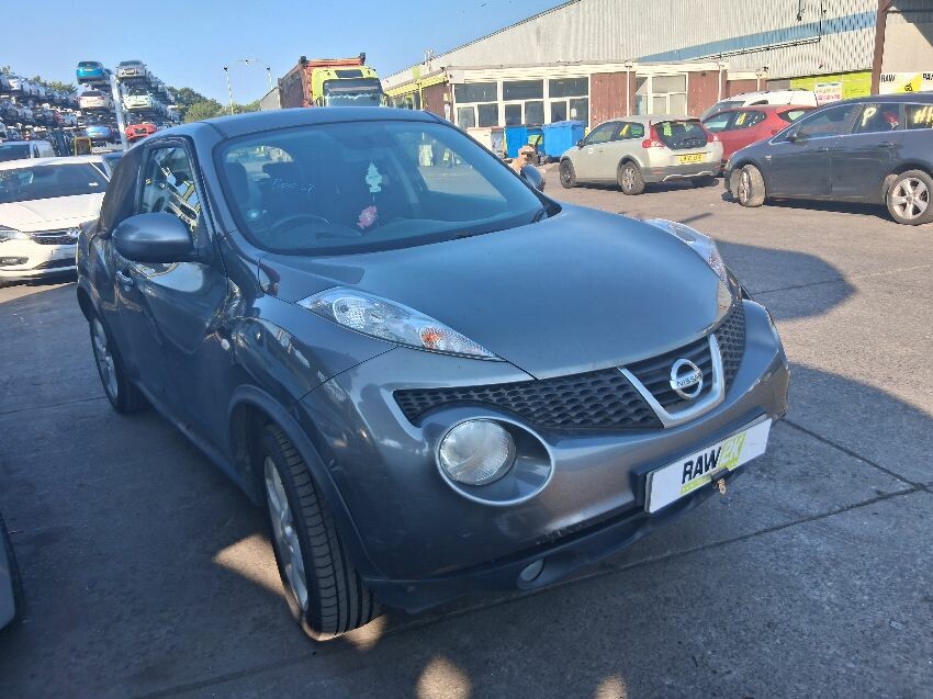 2011 NISSAN JUKE ACENTA 1,598cc