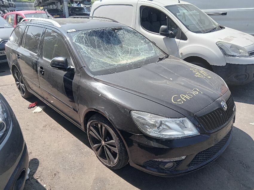 2013 SKODA OCTAVIA VRS TDI CR DSG 1,968cc