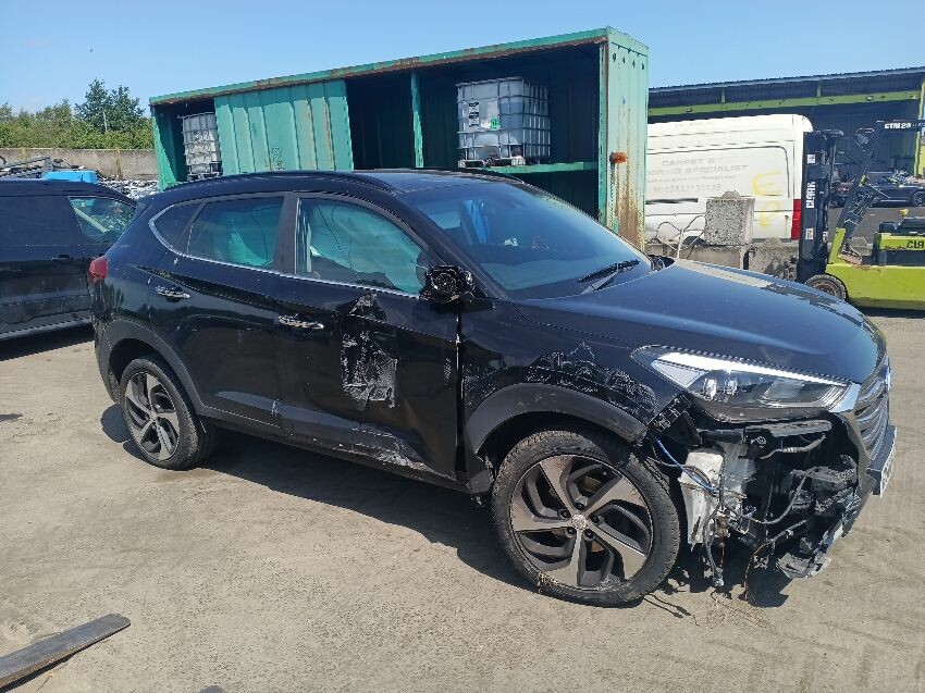 2016 HYUNDAI TUCSON