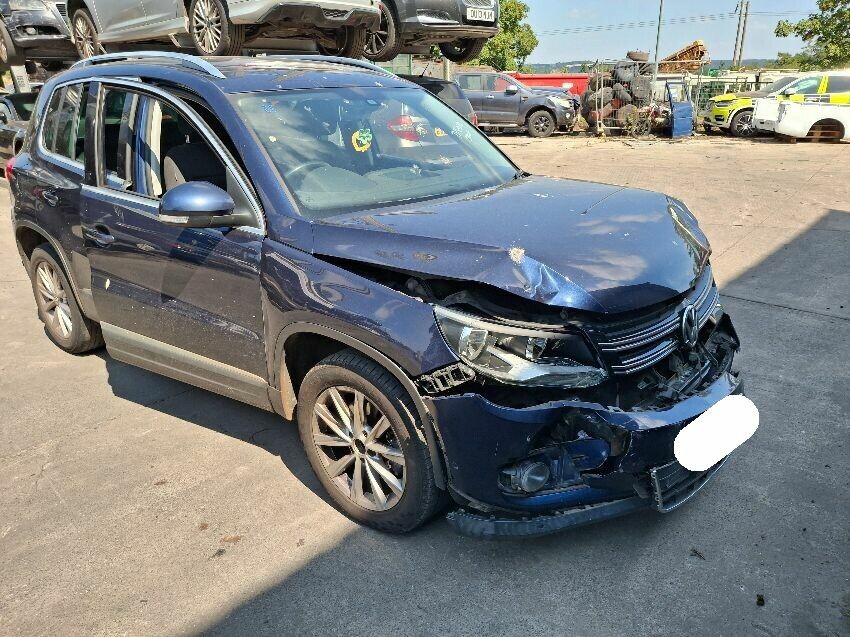 2012 VOLKSWAGEN TIGUAN SE TDI BLUEMOTION TECHNOLOGY 1,968cc