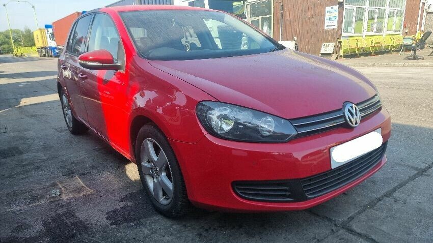 2012 VOLKSWAGEN GOLF