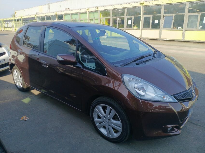 2011 HONDA JAZZ I-VTEC EX 1,339cc