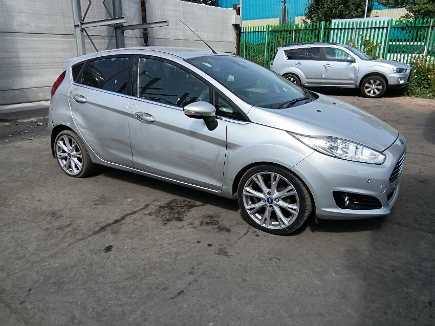 2013 FORD FIESTA