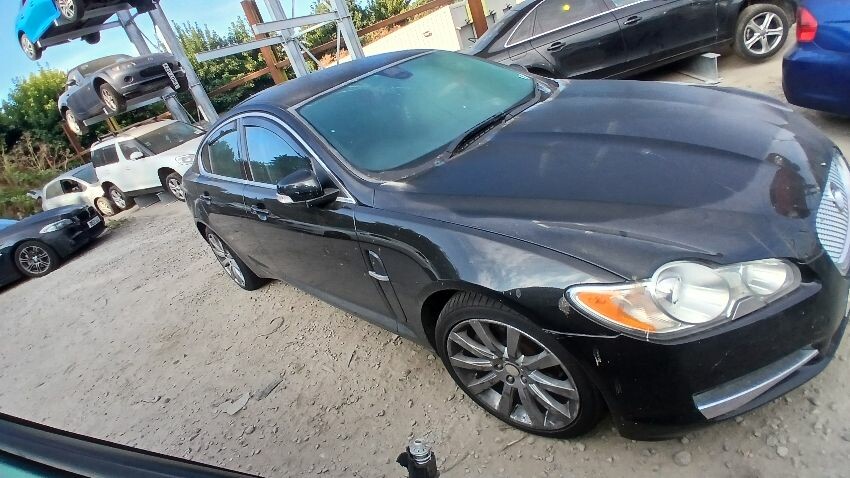 2009 JAGUAR XF