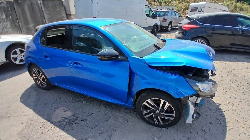 2023 PEUGEOT 208