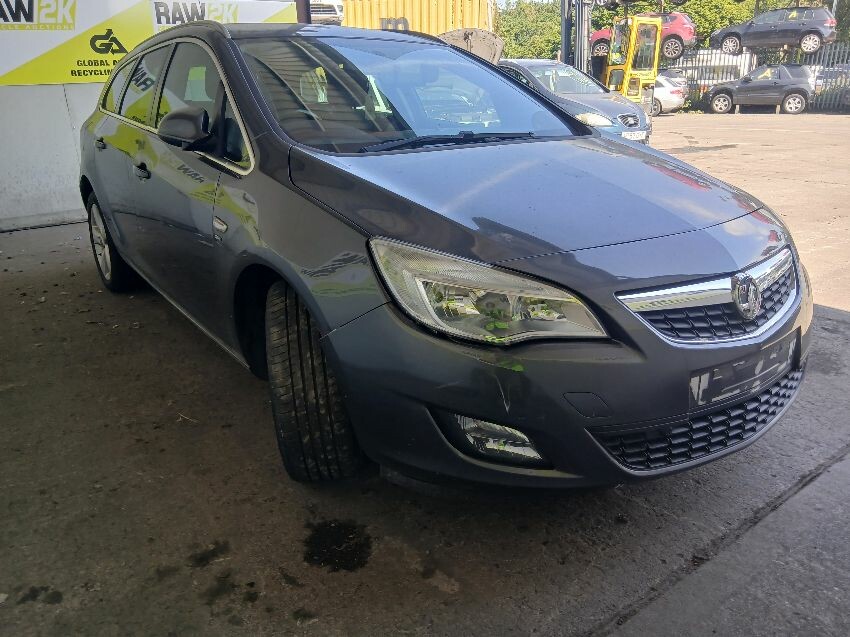 2012 VAUXHALL ASTRA SRI 1,598cc