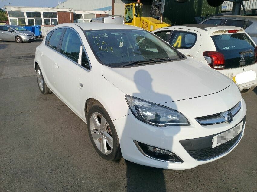 2013 VAUXHALL ASTRA