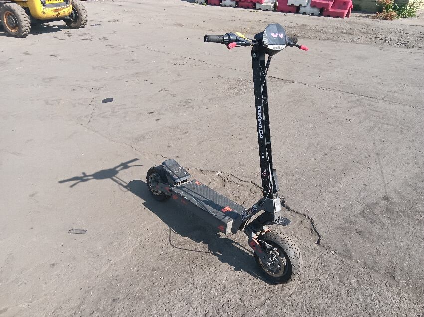  ELECTRIC SCOOTER KUKIRIN G4