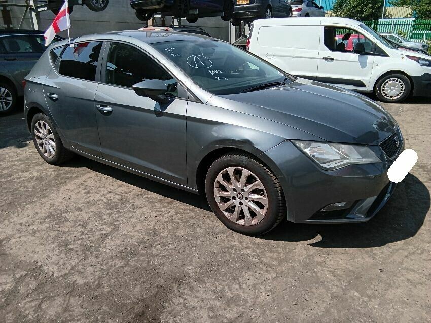 2013 SEAT LEON