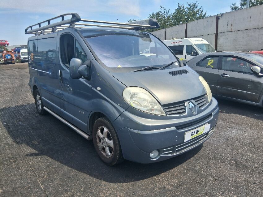 2012 RENAULT TRAFIC