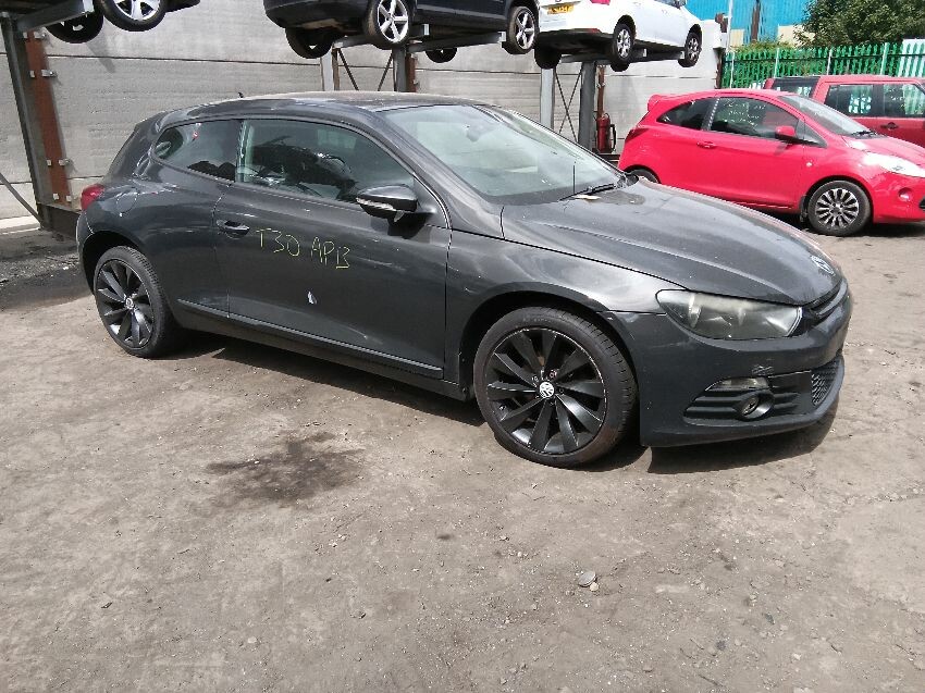 2009 VOLKSWAGEN SCIROCCO