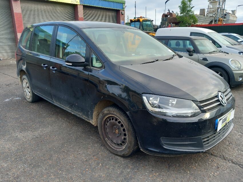 2013 VOLKSWAGEN SHARAN