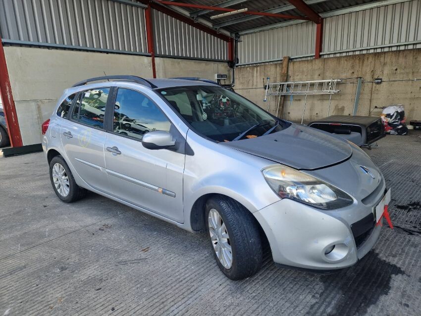 2010 RENAULT CLIO DYNAMIQUE TOMTOM TCE 1,149cc
