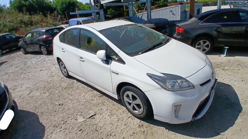 2015 TOYOTA PRIUS IMPORT 1,798cc