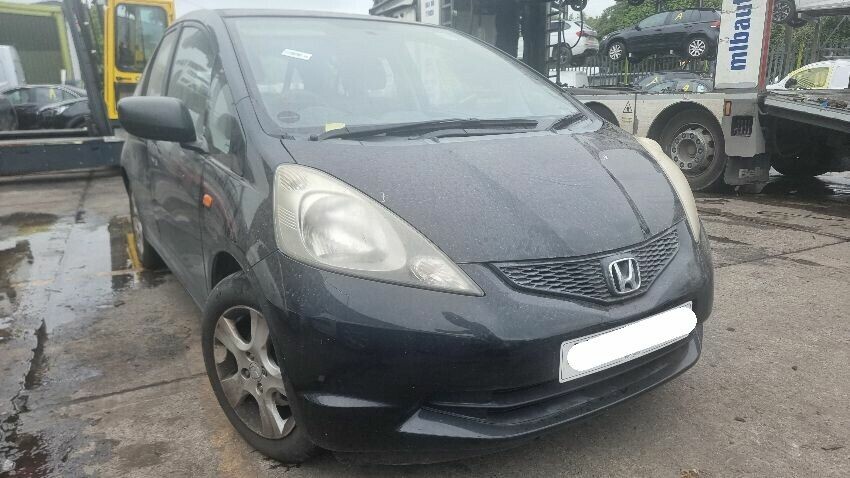 2010 HONDA JAZZ I-VTEC SE 1,198cc