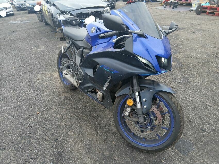 2021 YAMAHA YZF YZF R7 (YZF690) 689cc