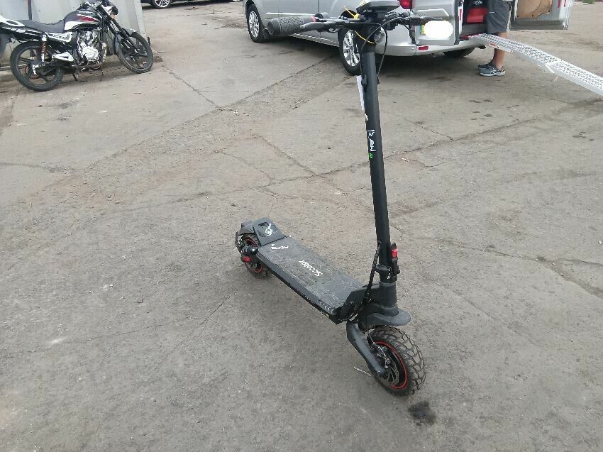 ELECTRIC SCOOTER IX7 PRO