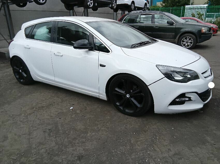 2014 VAUXHALL ASTRA TECH LINE GT CDTI ECOFLEX S/S 1,598cc