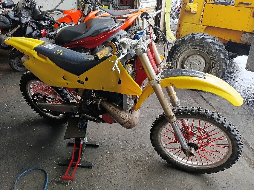  MOTORCYCLE MOTORCYCLE