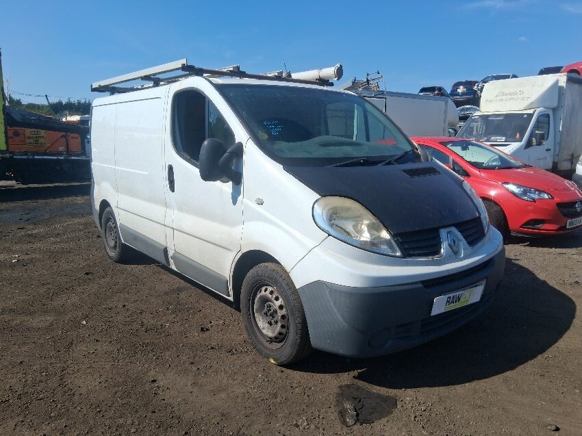 2012 RENAULT TRAFIC