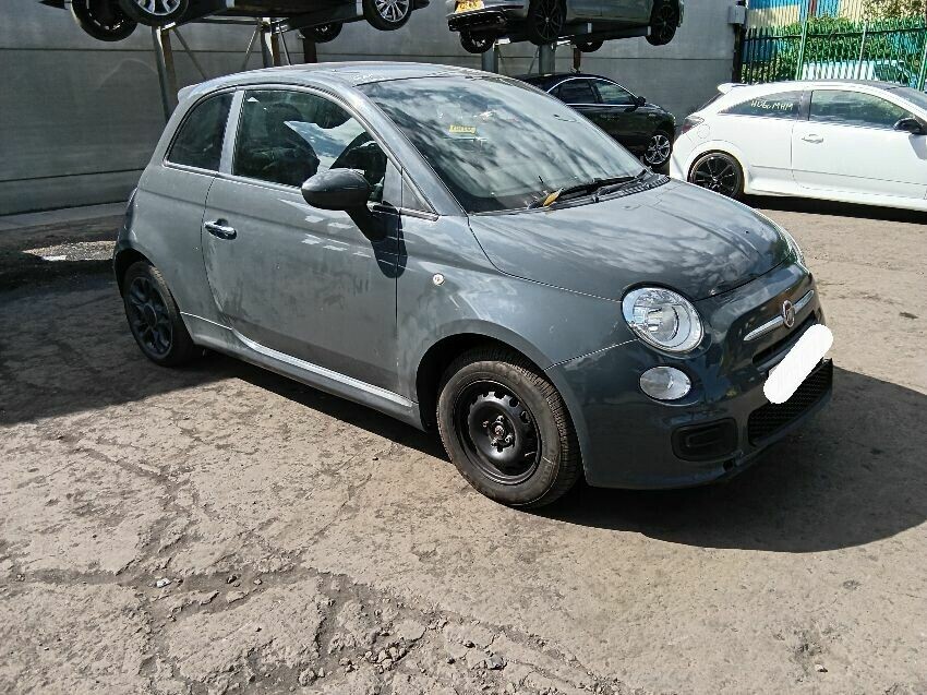 2015 FIAT 500
