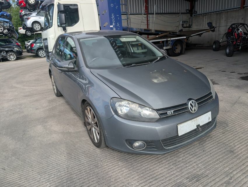 2009 VOLKSWAGEN GOLF