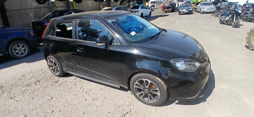 2017 MG 3