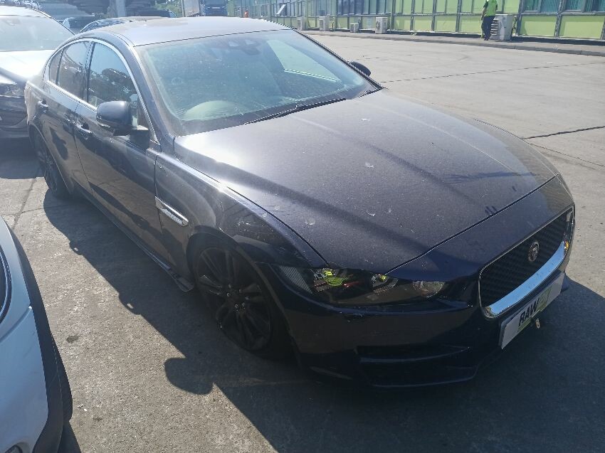 2016 JAGUAR XE