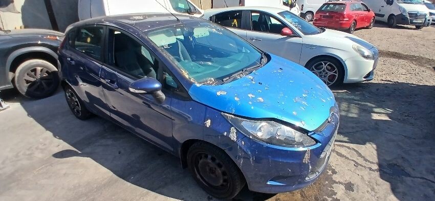 2010 FORD FIESTA