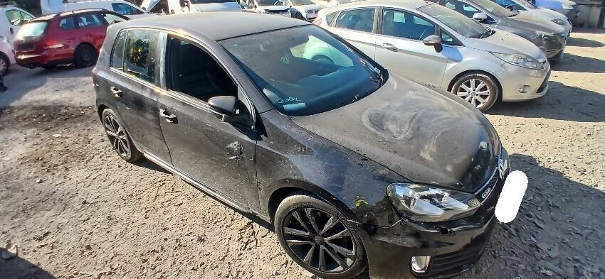 2010 VOLKSWAGEN GOLF