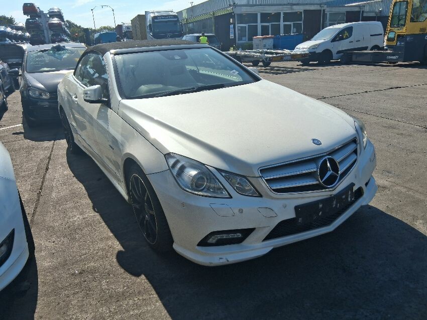 2011 MERCEDES E-CLASS