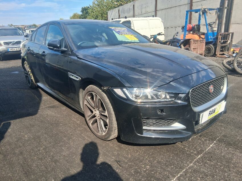 2015 JAGUAR XE