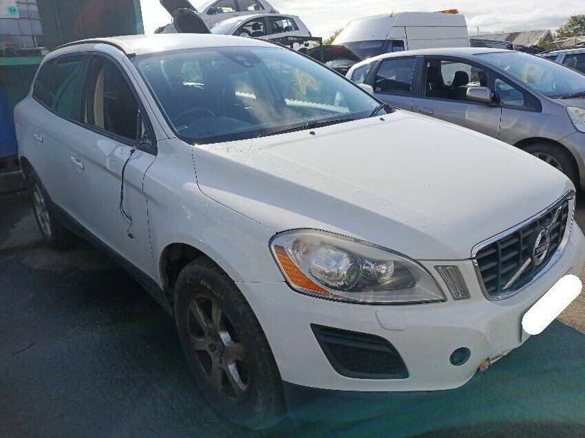 2011 VOLVO XC60
