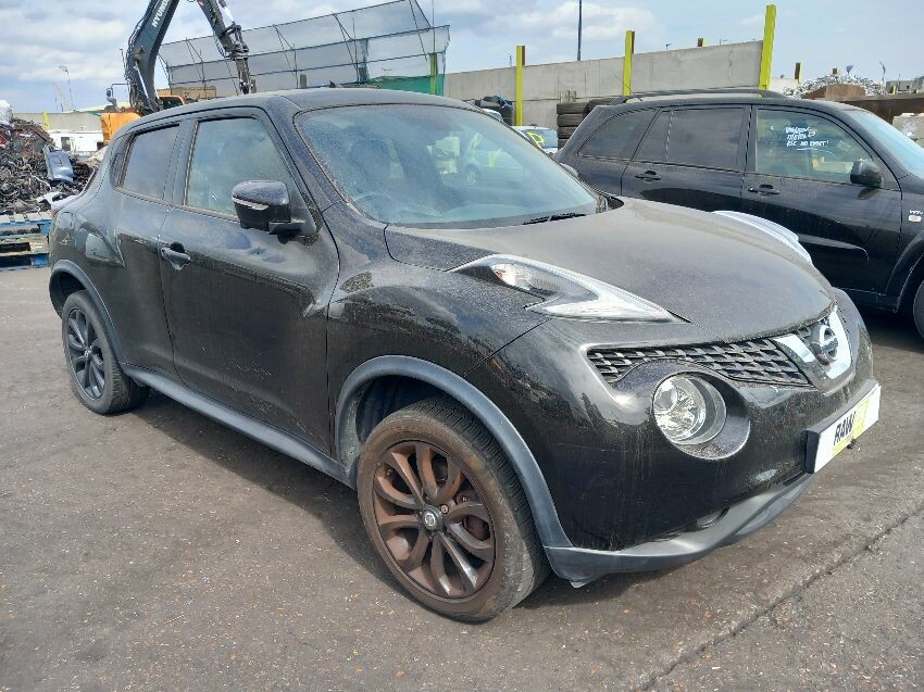 2015 NISSAN JUKE