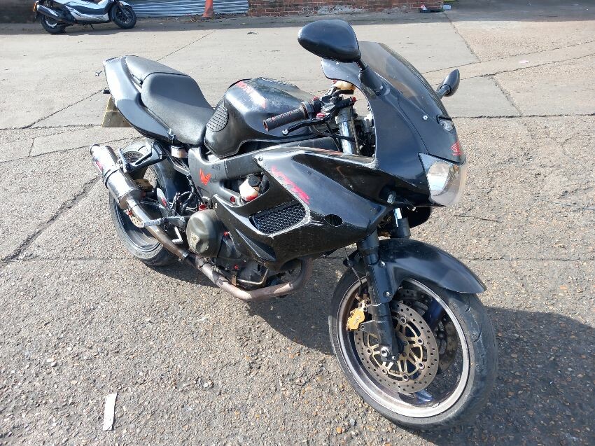 2001 HONDA VTR