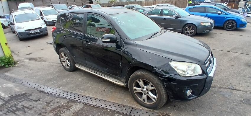 2010 TOYOTA RAV-4