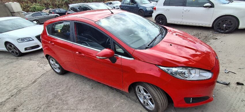 2013 FORD FIESTA