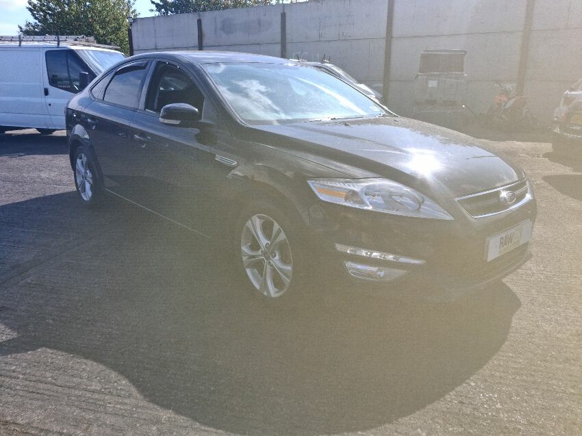 2013 FORD MONDEO