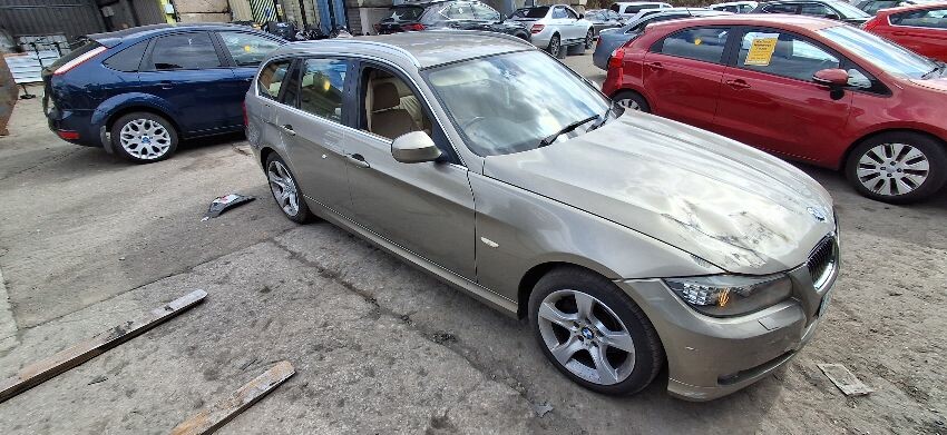 2011 BMW 3 SERIES