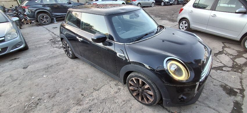 2020 MINI HATCH