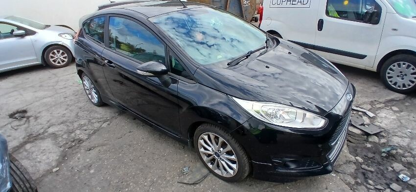 2013 FORD FIESTA