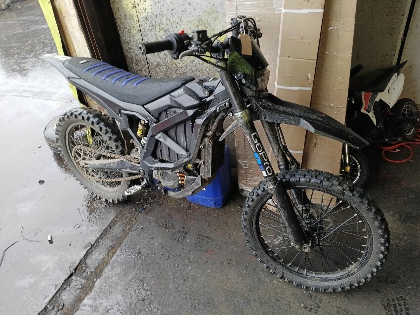  SURRON OFF ROAD E-MOTORCYCLE