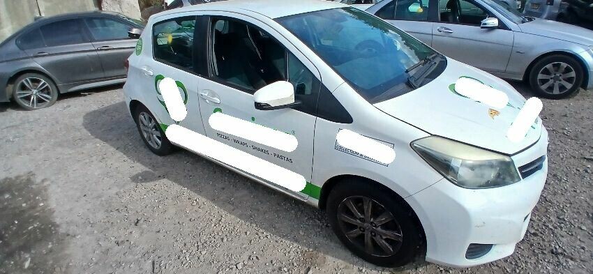 2013 TOYOTA YARIS