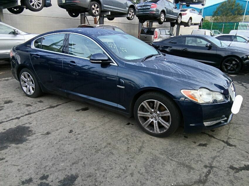 2009 JAGUAR XF