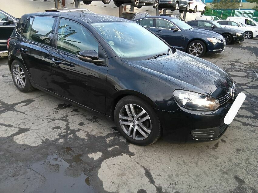 2009 VOLKSWAGEN GOLF